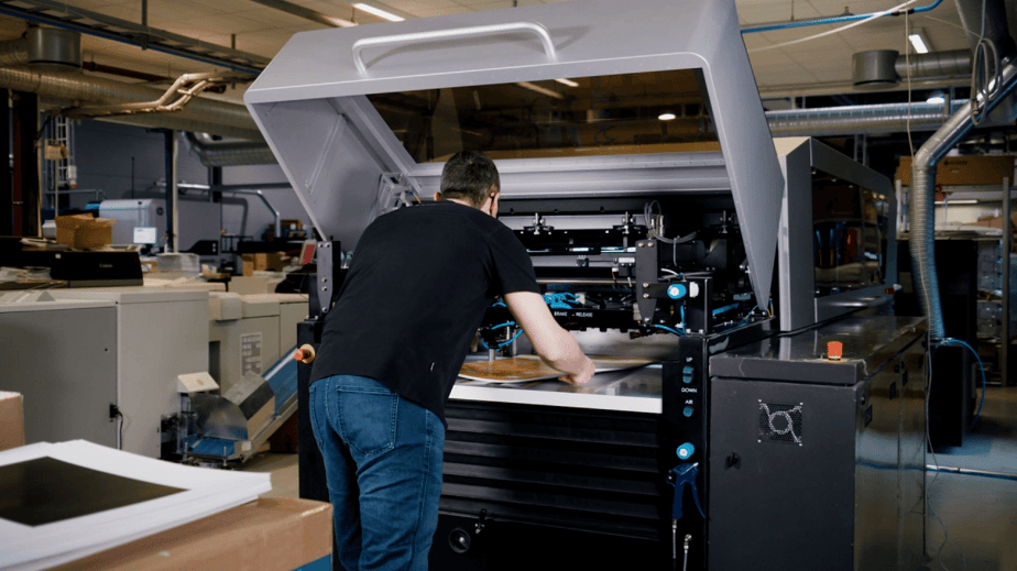 GelatoConnect - Types of printing machines: A guide for modern production partners